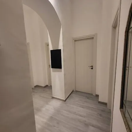Fidia A Pochi Passi Dalla Metro *